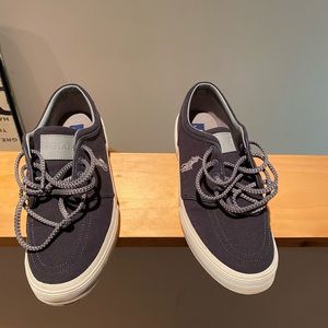 Polo shoes